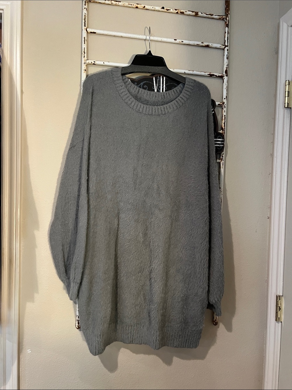 Relaxed Crewneck Sweater in Heather Gray